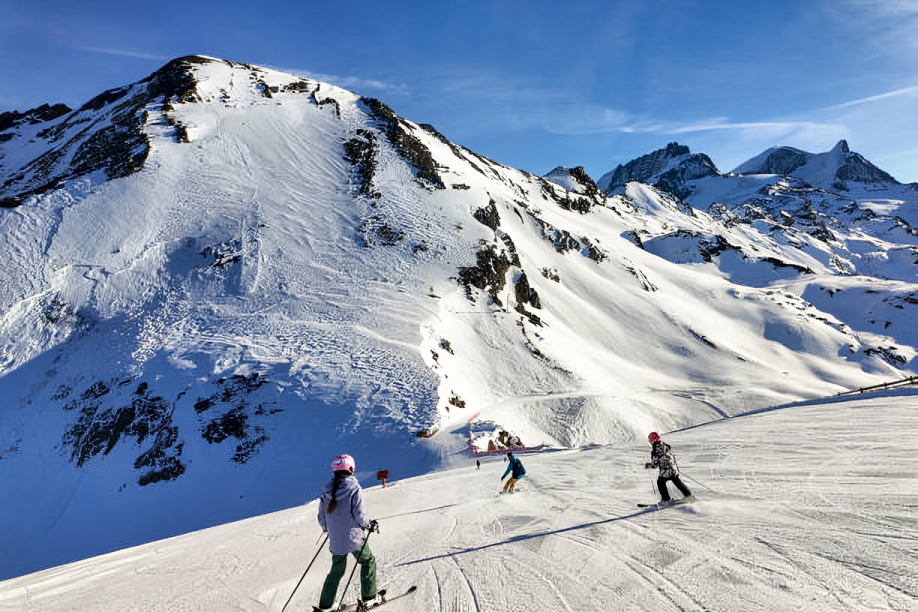 Guides des assurances annulation voyage en Suisse